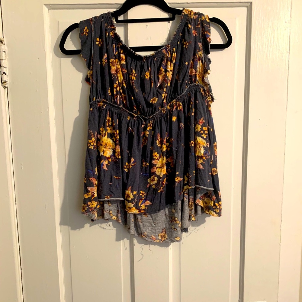 Free People Navy floral crop blouse